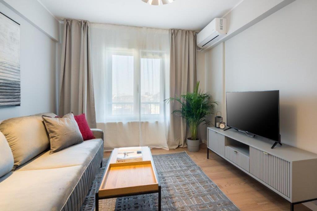 Downtown Modern - 2Br Apartment Bukarest Eksteriør billede